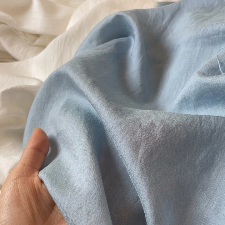 浅蓝色人鱼姬透明1米。