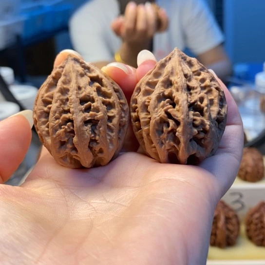 桃核把件东北秋子131