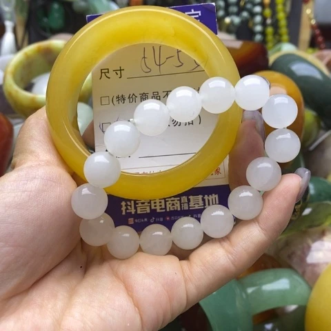 未镶嵌手镯石英质玉?***?