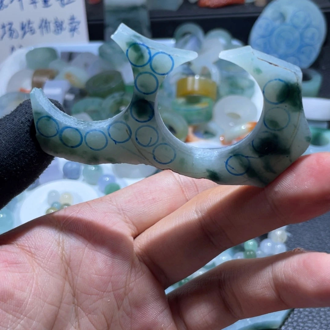 定制翡翠未镶嵌天然翡翠