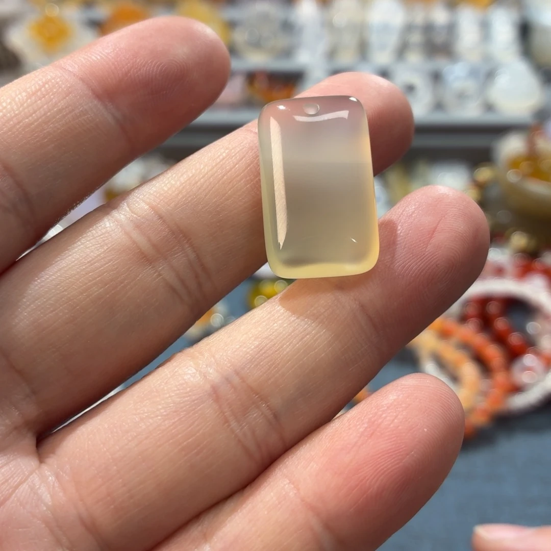 玛瑙/玉髓未镶嵌吊坠(不含链)