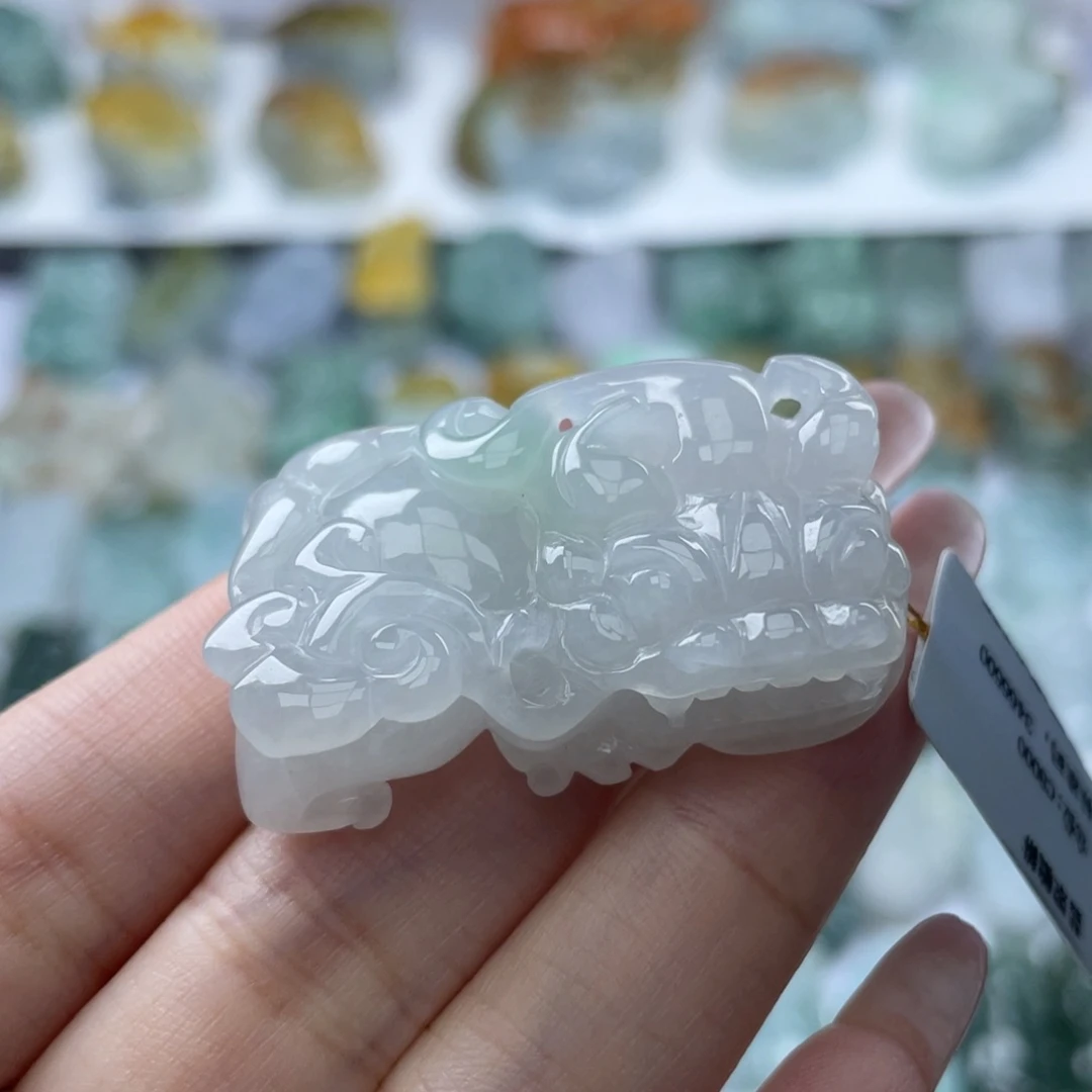 颈饰未镶嵌翡翠貔貅17