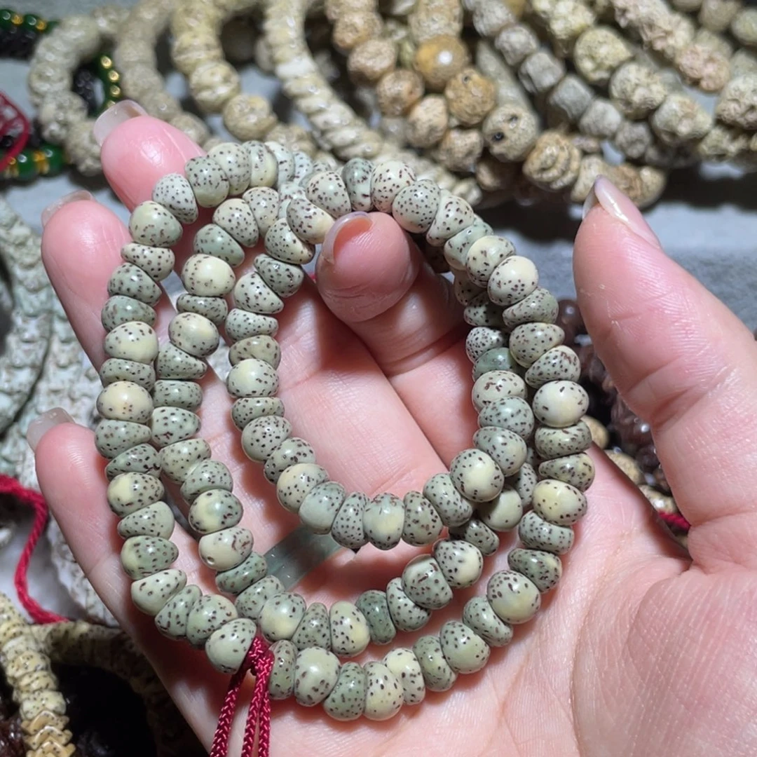 唐***朝星月菩提吊坠一物一图大肠
