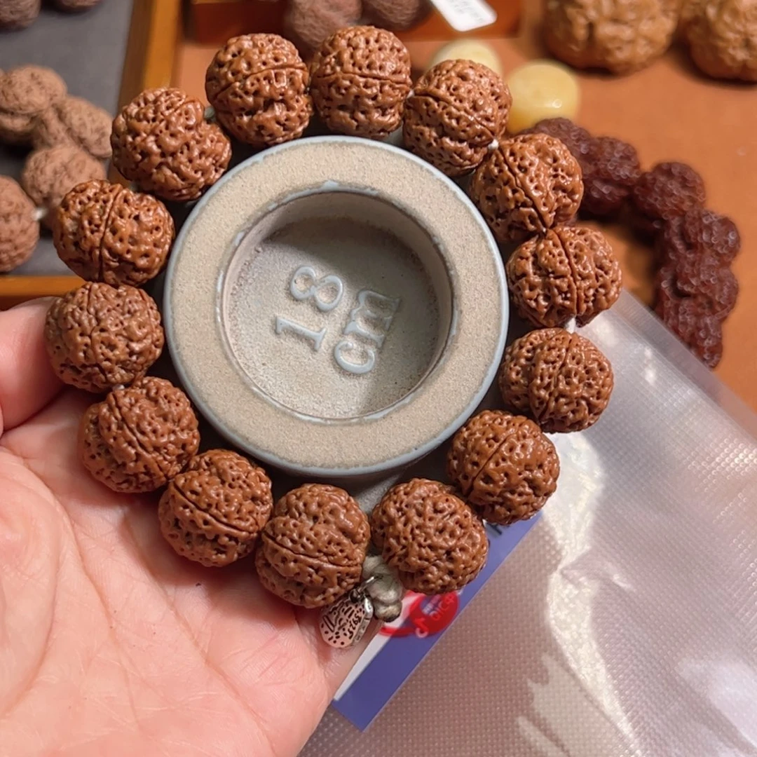 蒙***曼金刚菩提手串20打底高端梁大金刚菩提手串