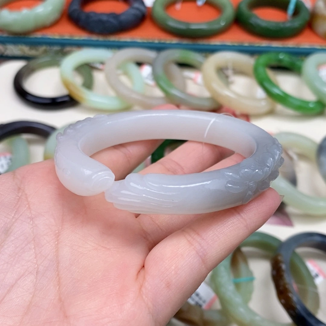 未镶嵌手镯和田玉58.5