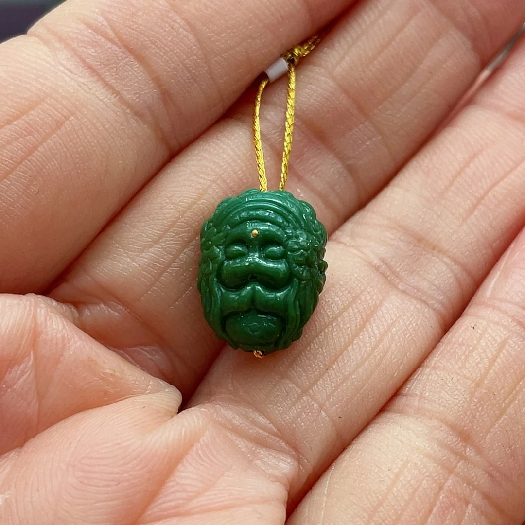 绿松石颈饰未镶嵌