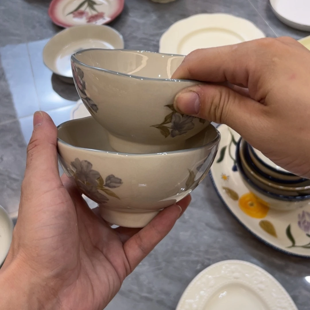 陶瓷微瑕餐具介意勿拍，满18飞！