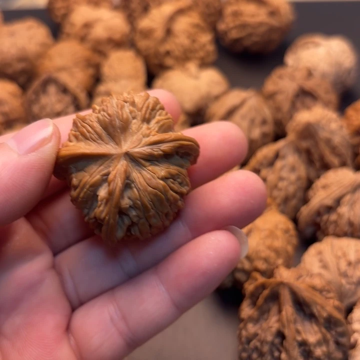 善***慧文玩核桃吊坠蛇头