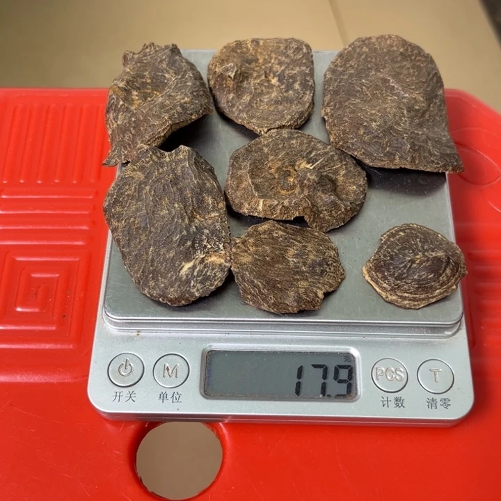 一***版沉香沉香碎屑海南沉香白木香碎块