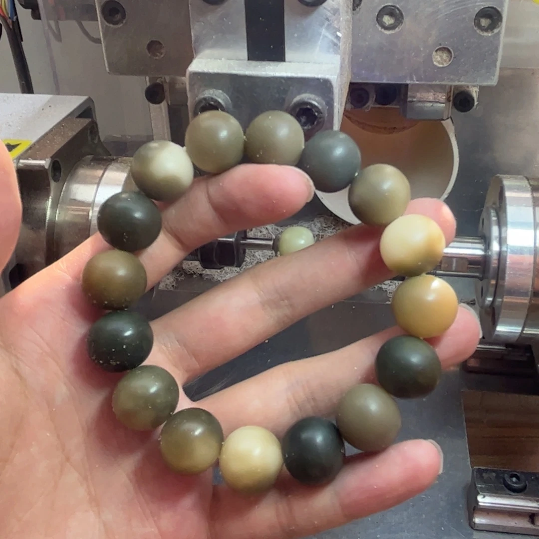 吊坠菩提根/象牙果