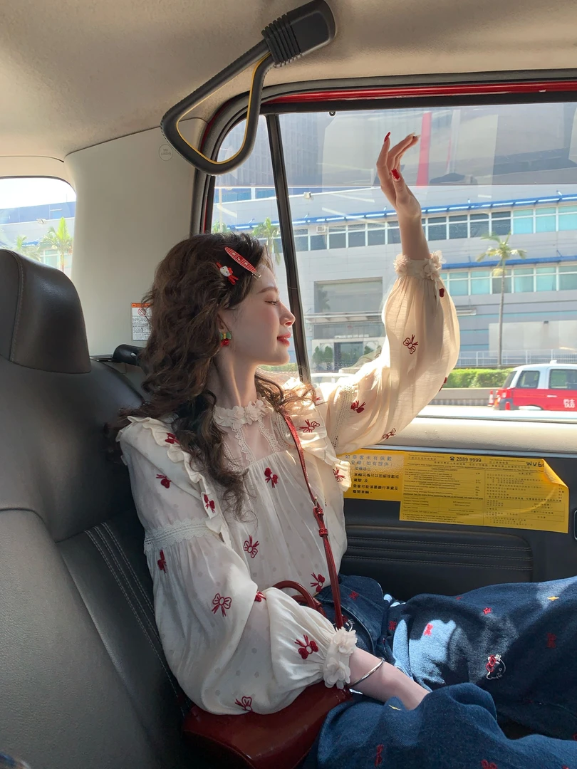 一生罗曼【你好 小猫】法式新款早秋设计感百搭休闲宽松女衬衫Y5454