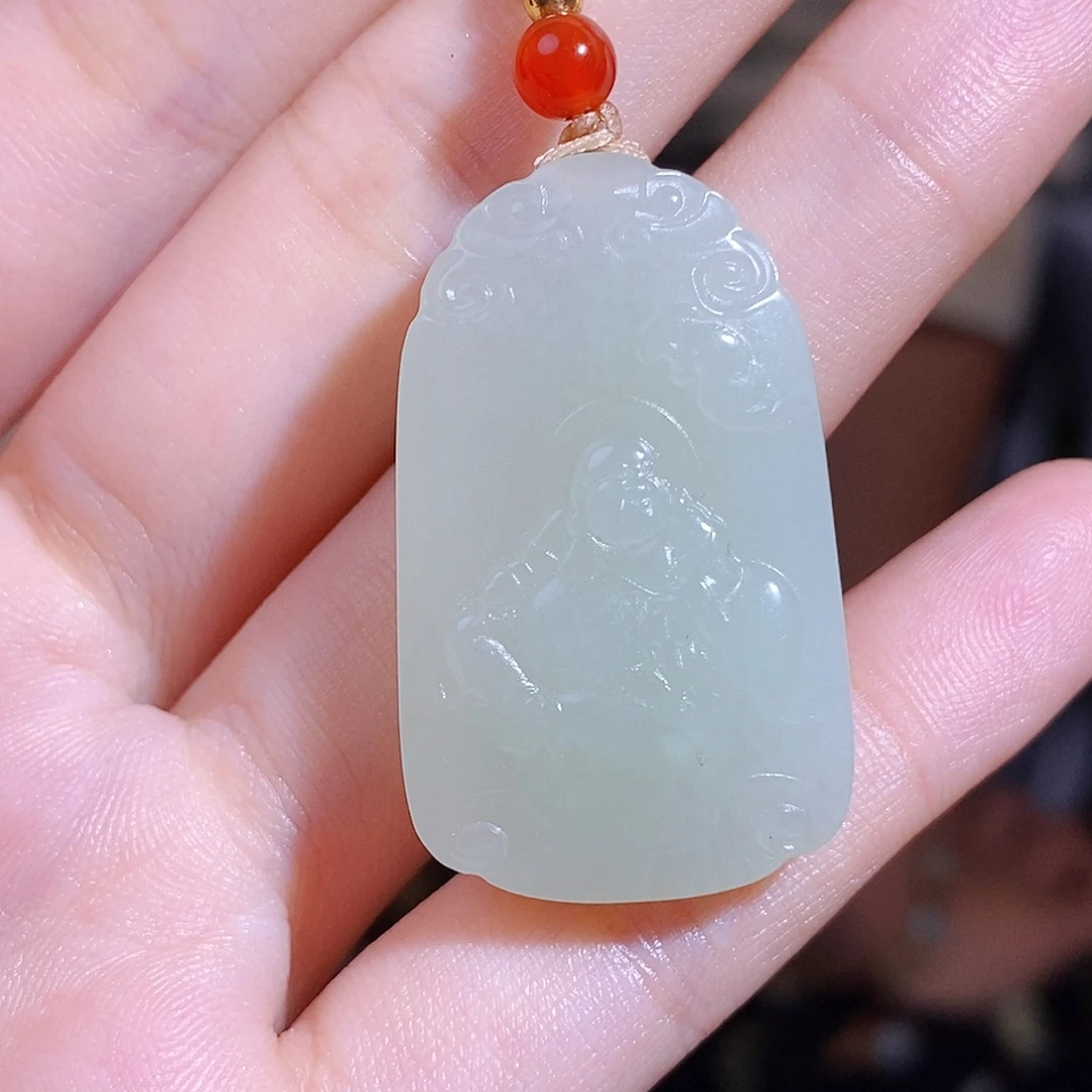 和田玉未镶嵌颈饰多样性发货发一个