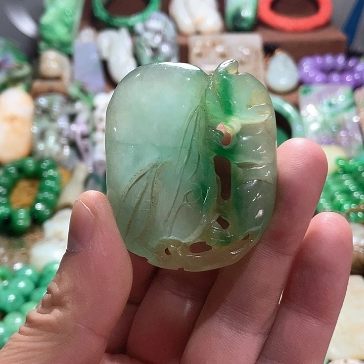 茶杯紫砂金*娃直播实时画面