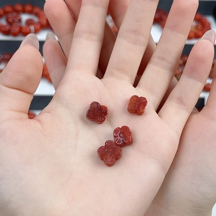 未镶嵌瓦西牛血红四叶草(多样性发其一)南红玛瑙