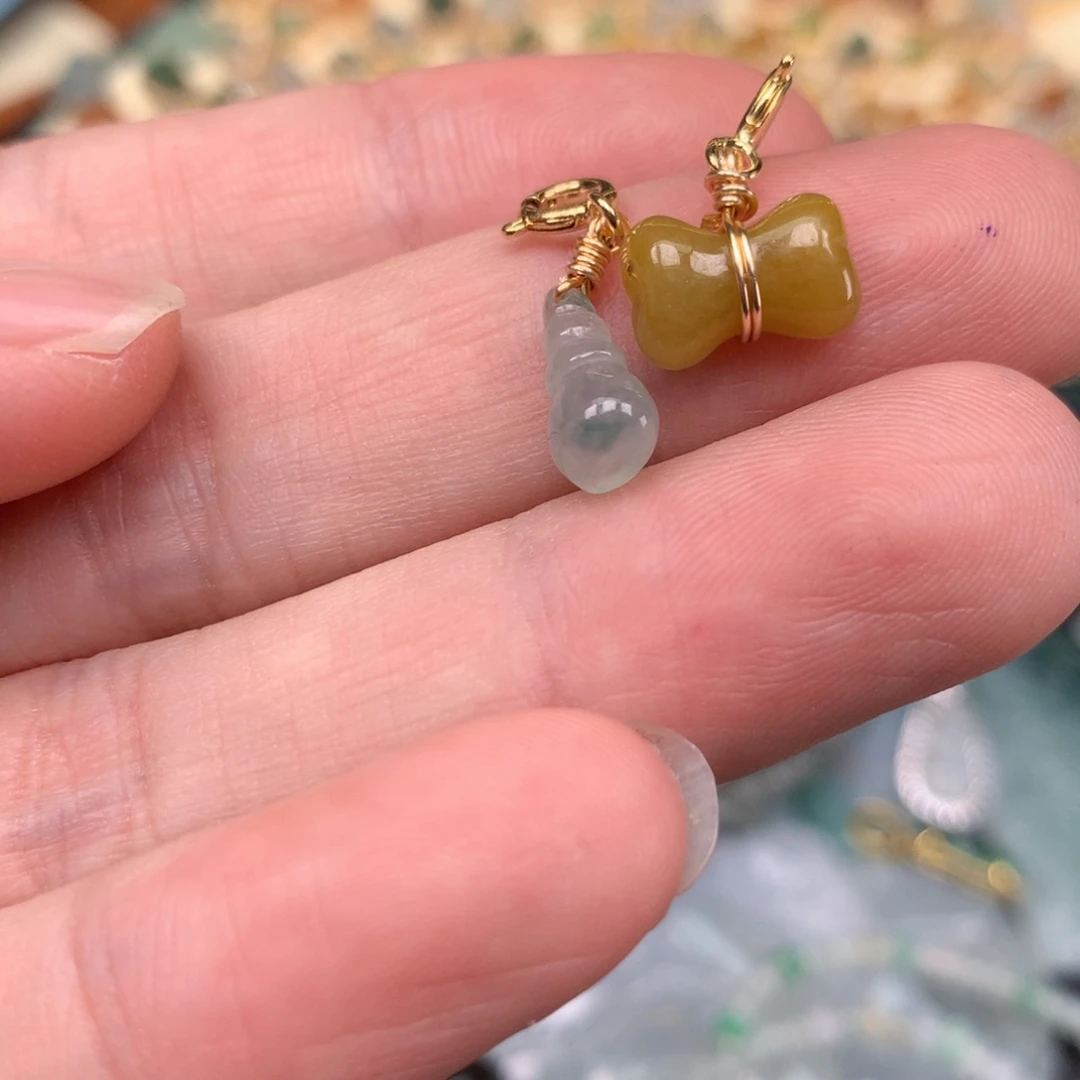 翡翠未镶嵌吊坠(不含链)福利22