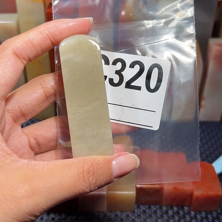 【闪购商品】寿山石印石牧**云老挝石