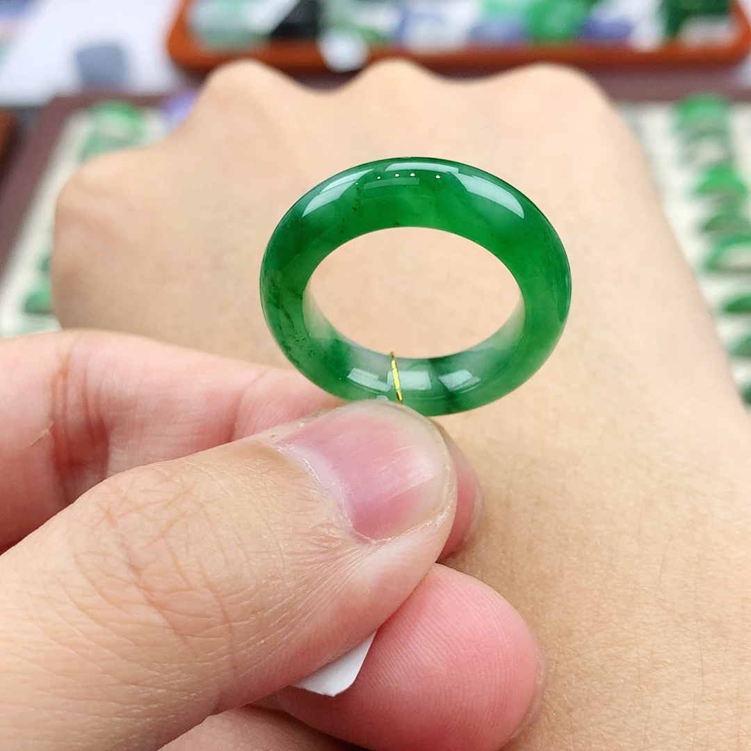 翡翠未镶嵌戒指13号