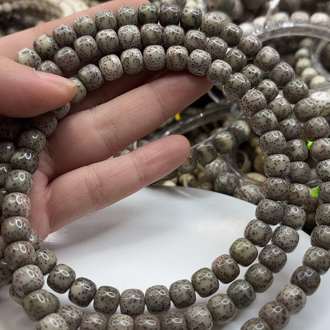 吊坠星月菩提98冰糖侧留白