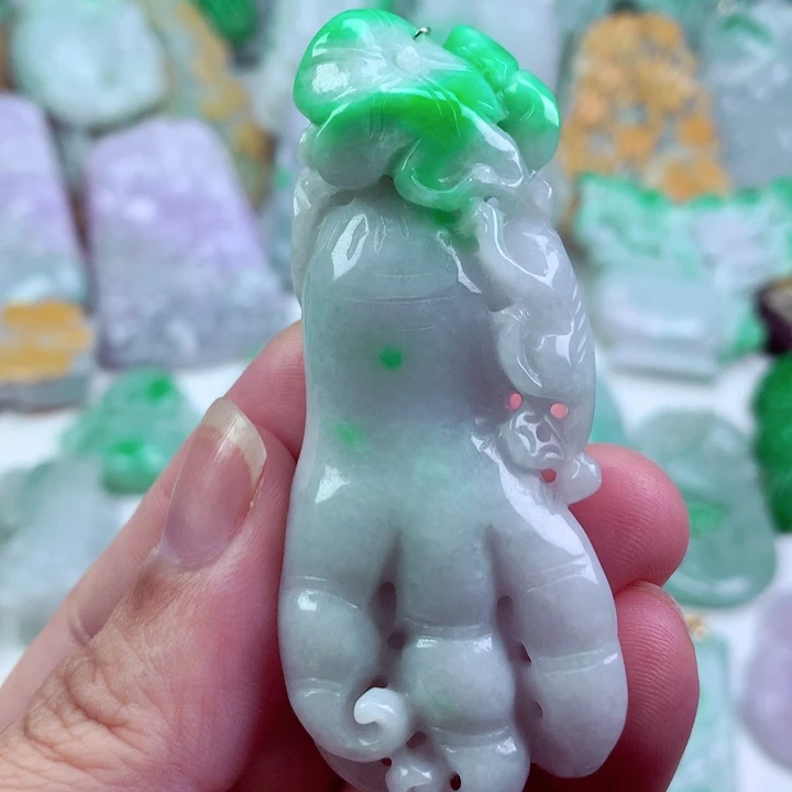 吊坠(不含链)未镶嵌翡翠