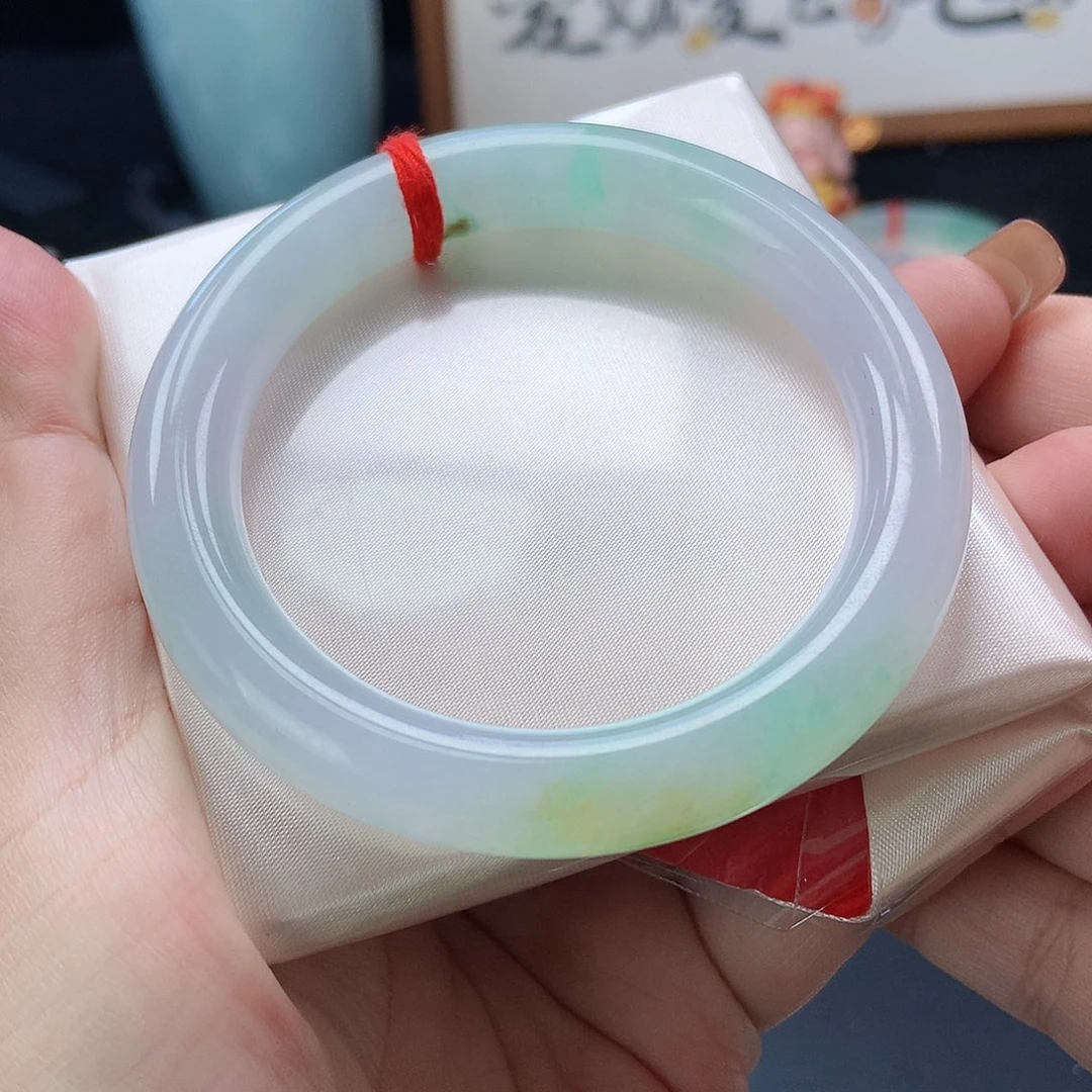 翡翠未镶嵌手镯38号