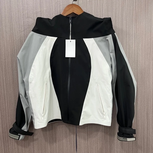 99新 Prada/普拉达 99新Prada普拉达压胶冲锋衣  尺码：S