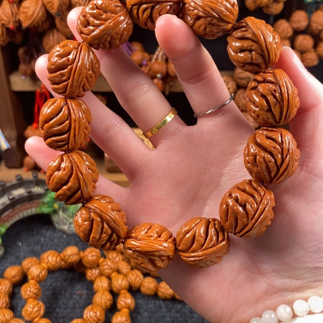 吊坠桃核桃枭手串