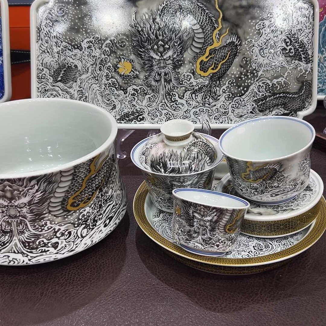 摆件快乐的莫问我摸一下