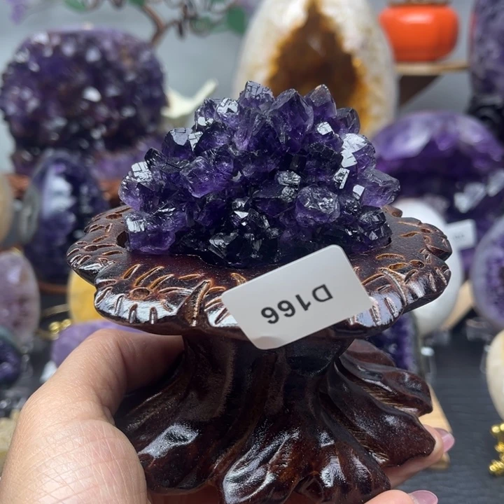 黑***面未镶嵌水晶大型摆件（非配饰）