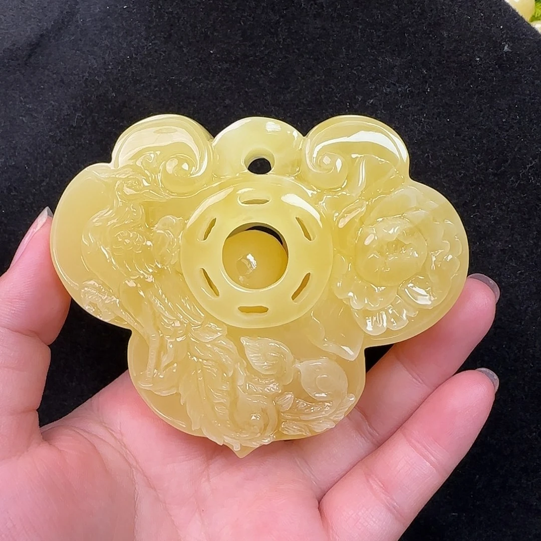 蜜蜡未镶嵌珠宝奇石