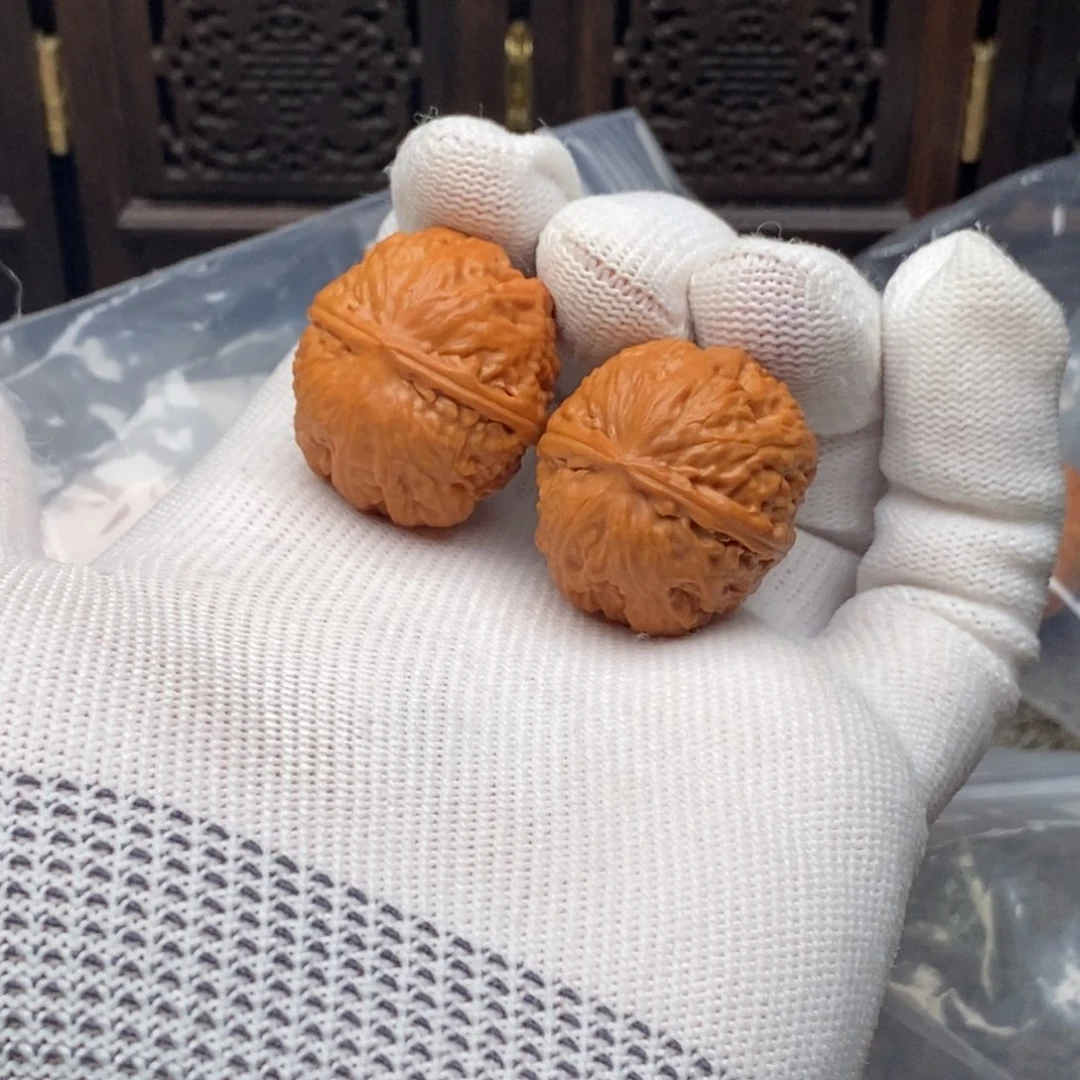 文玩核桃把件小元宝