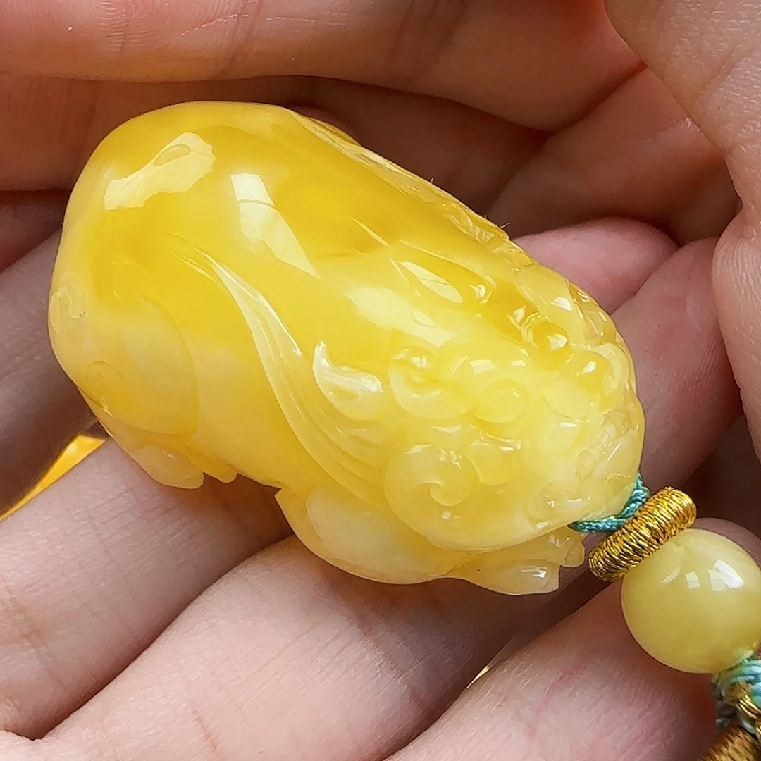 蜜蜡未镶嵌珠宝奇石