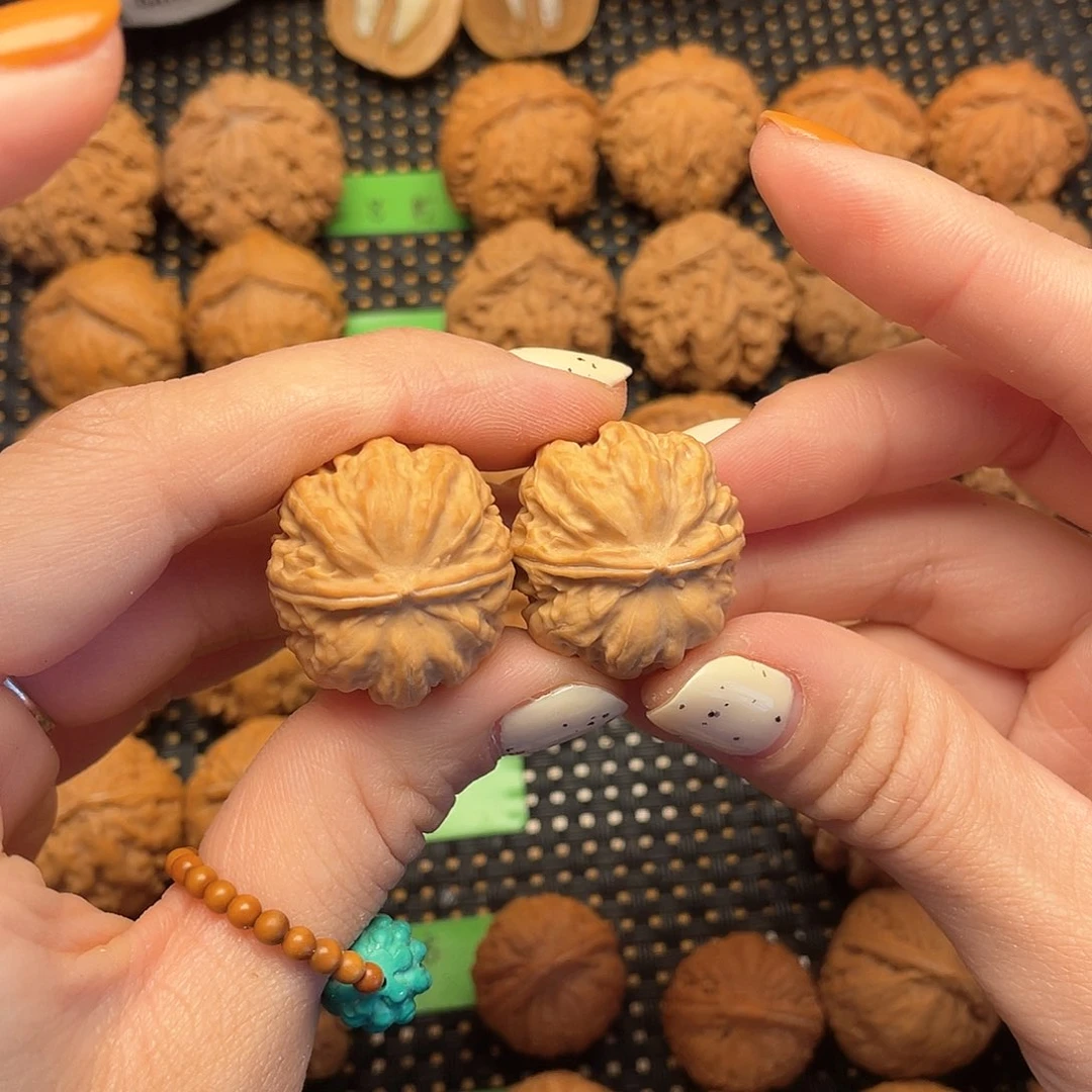 文玩核桃吊坠26尺全品粗筋元宝0000