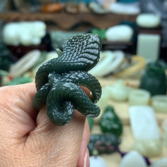 和田玉戒指未镶嵌