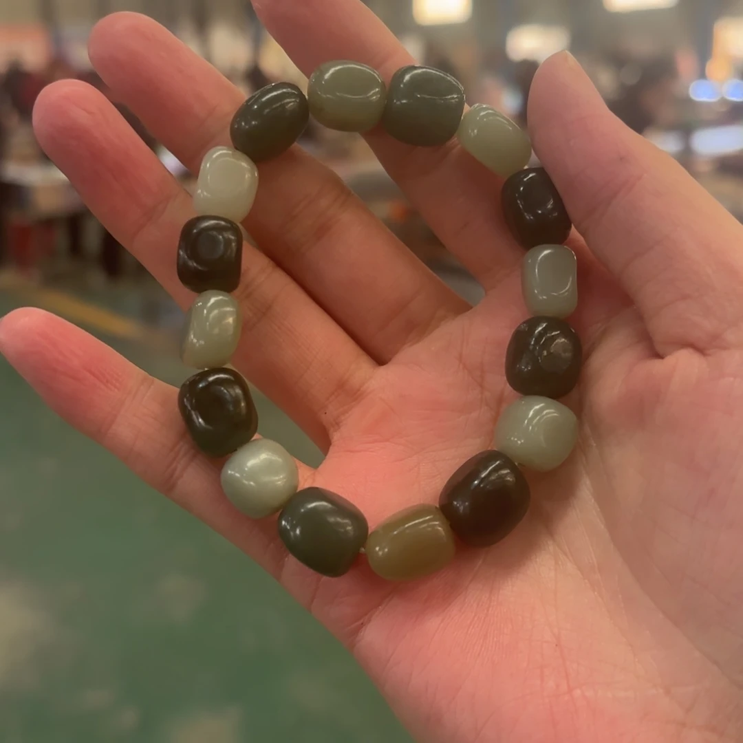 和田玉未镶嵌手链