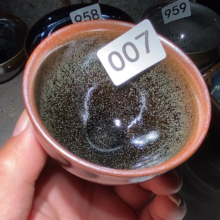 茶盏是因为一切不开心