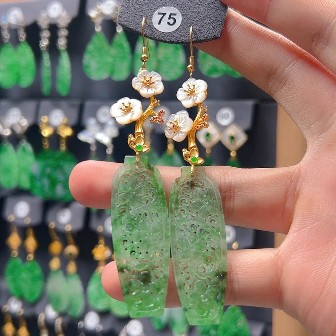 未镶嵌翡翠耳饰翡翠