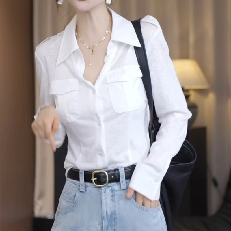 2025新高级气质极简风翻领拼接片裁显瘦百搭上衣衬衫秋季