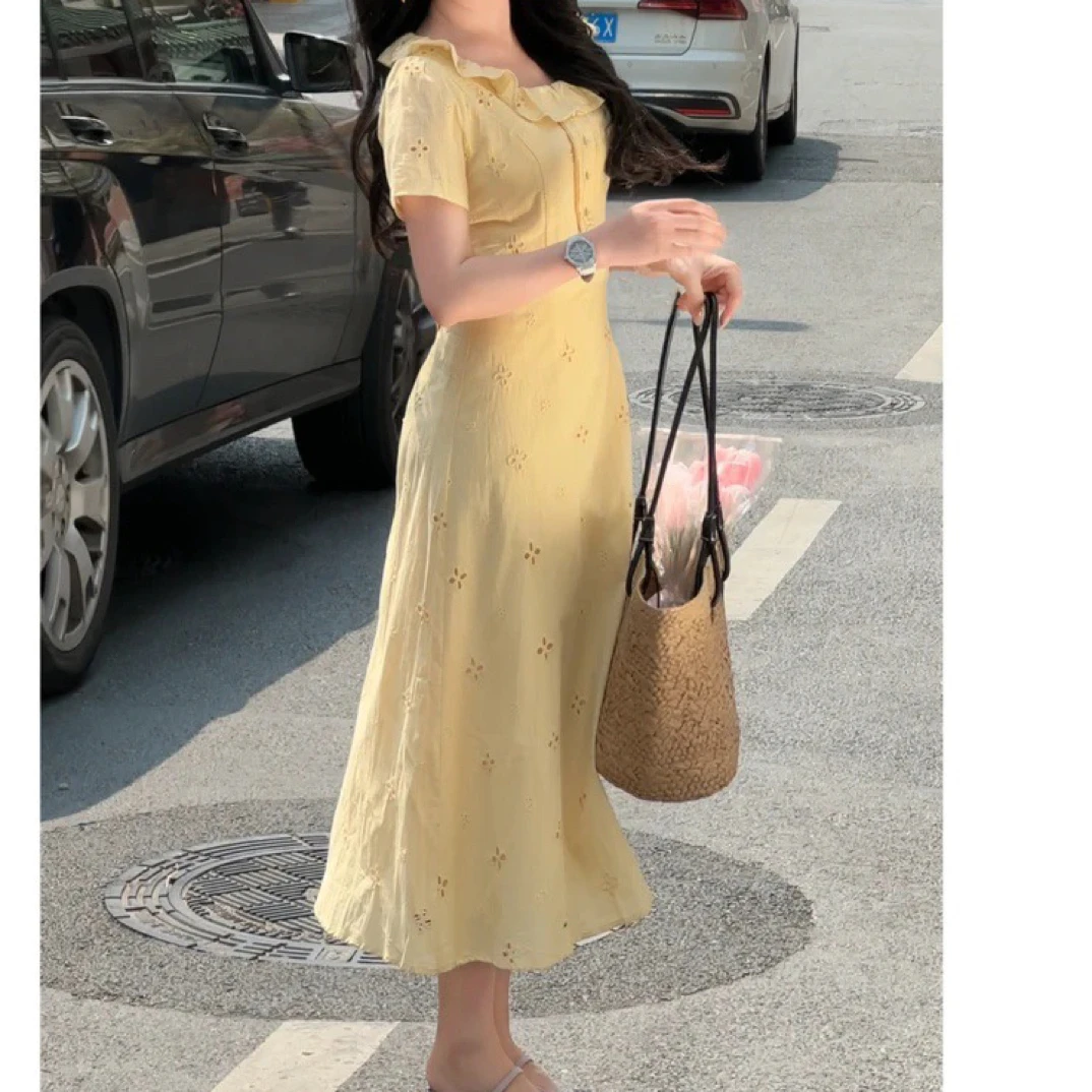 【晨曦之光】春季新款法式气质温柔收腰显瘦减龄方领短袖连衣裙