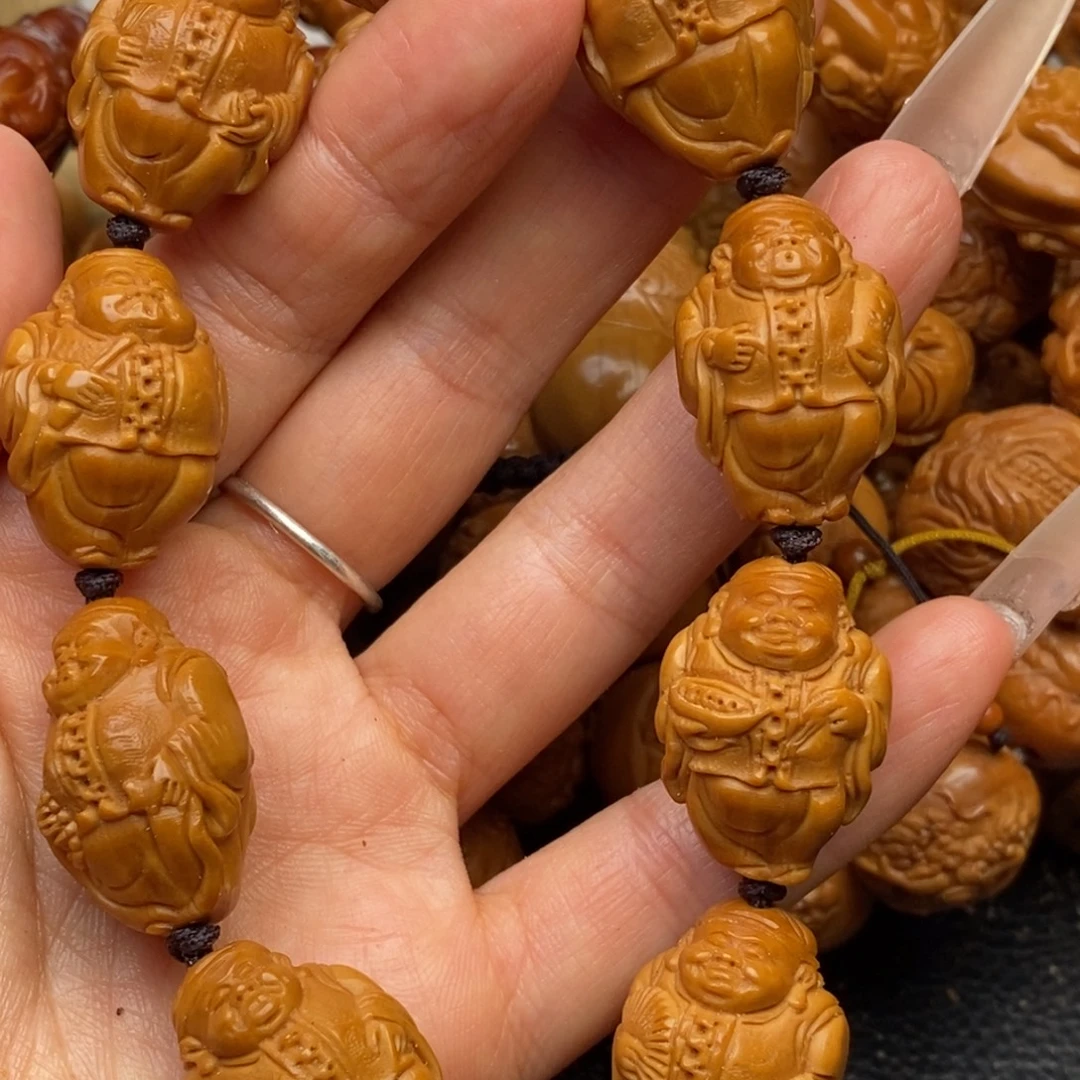 橄榄核手串地主财神