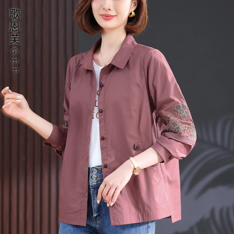 纯棉绣花长袖衬衫女春秋2025新款洋气中老年妈妈休闲早秋薄款外套