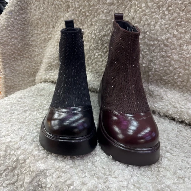 女士新款加绒厚底真皮鞋