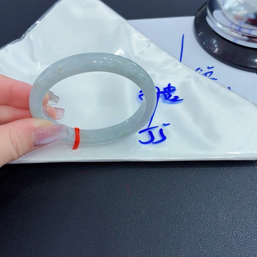 翡翠未镶嵌手镯天然缅甸翡翠手镯55