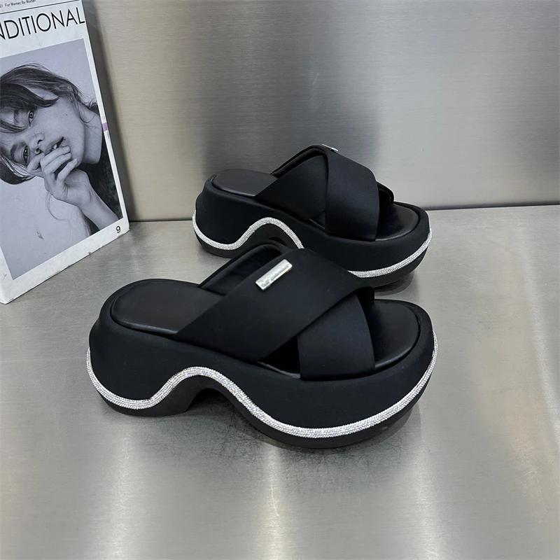 女鞋网红时尚休闲夏季百搭黑色外穿厚底防滑高跟交叉露趾松糕底鞋