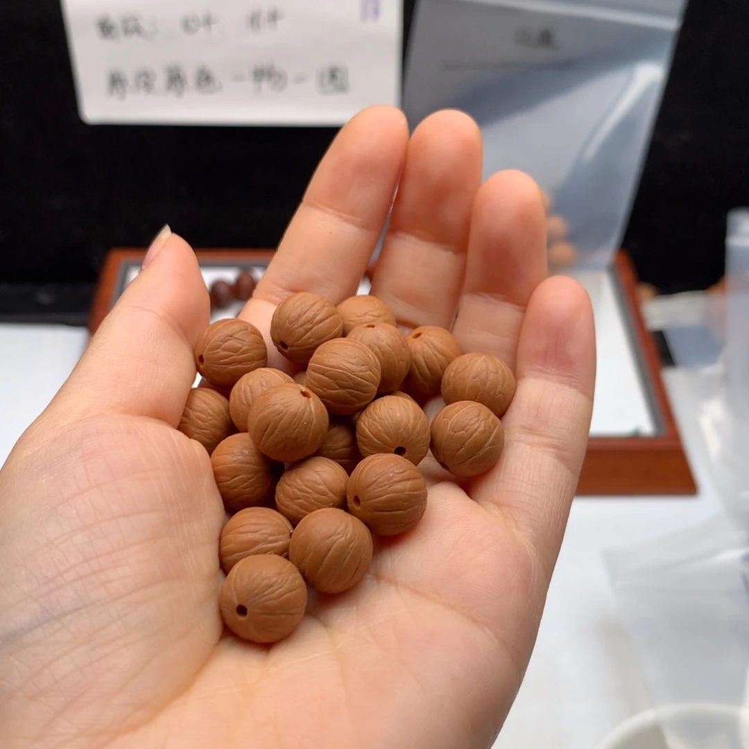 ****亮手串猴头核桃聚宝盆