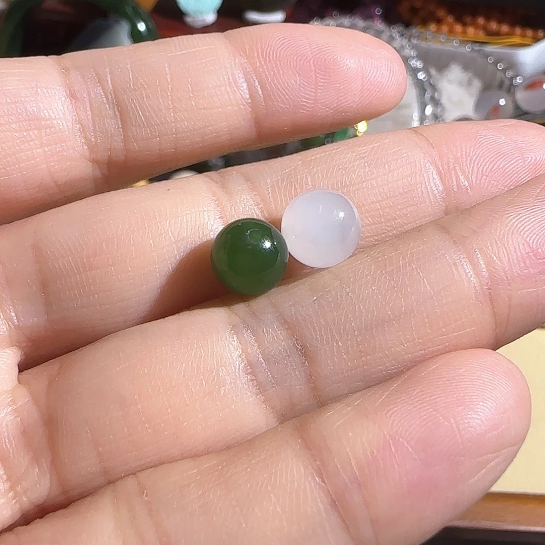和田玉（碧玉）未镶嵌珠宝奇石8mm一个任选