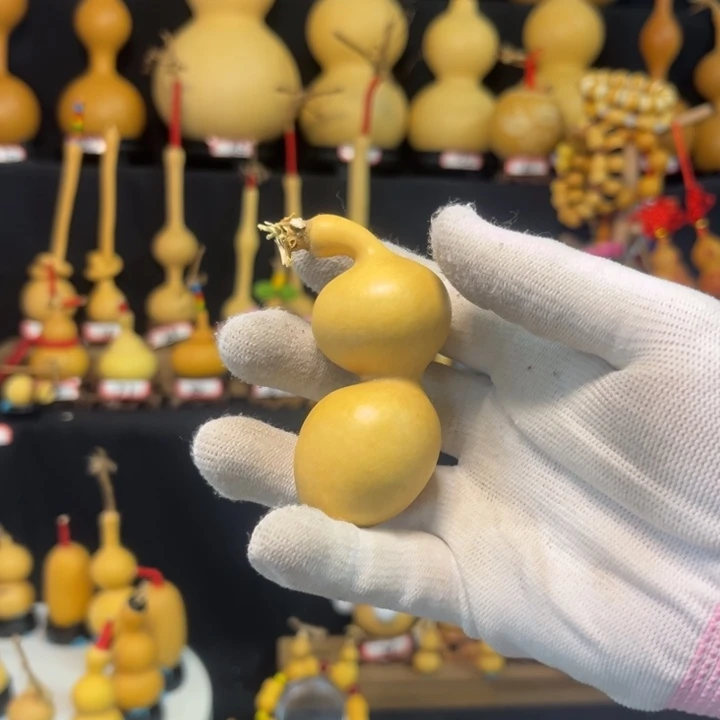 小***哥天然葫芦默认微瑕