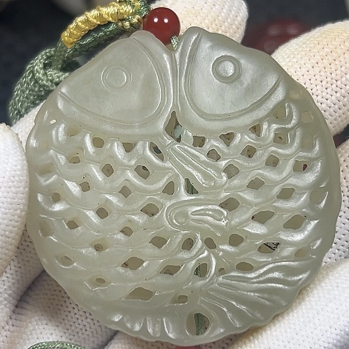 白玉菩提吊坠精选商品一物一图