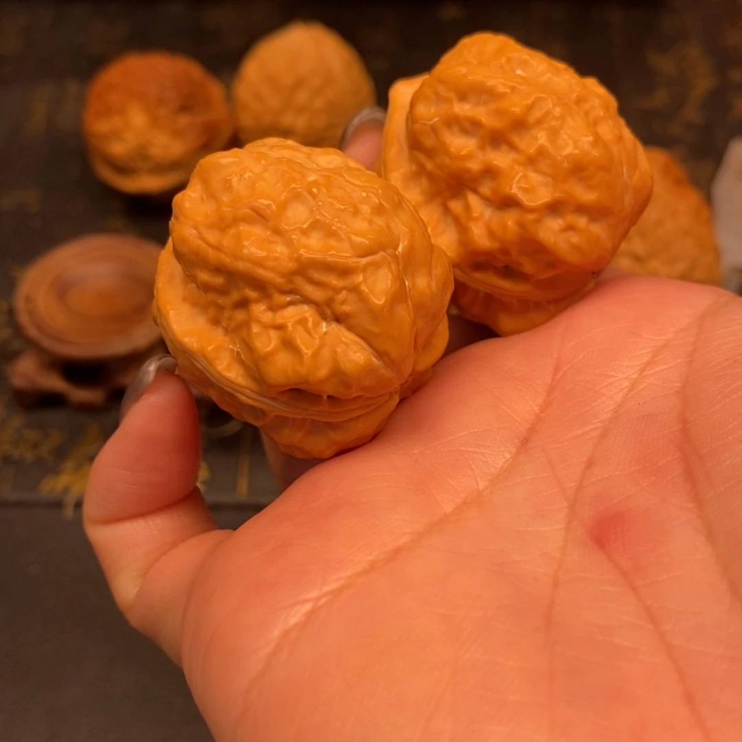 文玩核桃吊坠帝王龙脊36