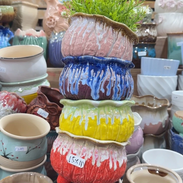 凑9块包邮，有孔，不清楚问客服