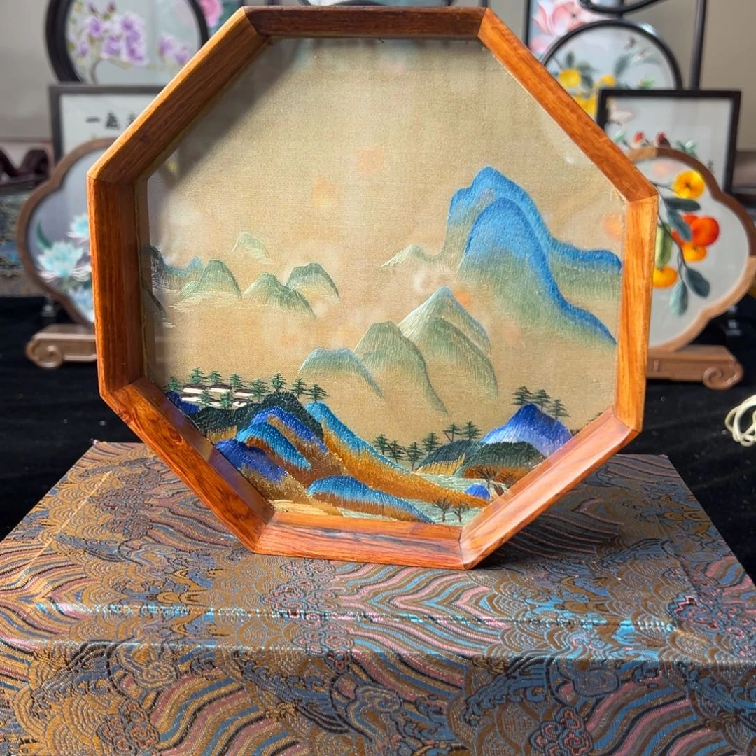 刺绣纯手工刺绣双面绣实木摆件